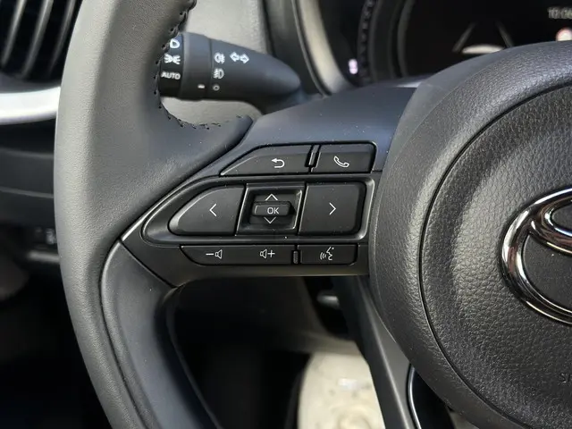 Toyota Aygo X 1.0 VVT-i MT JBL 2025 Benzine 32