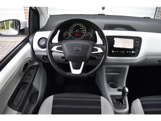 SEAT Mii 1.0 Style 2014 Benzine 8