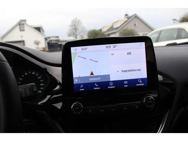 Ford Fiesta 1.0 EcoBoost Hybride Titanium 2023 Benzine 14