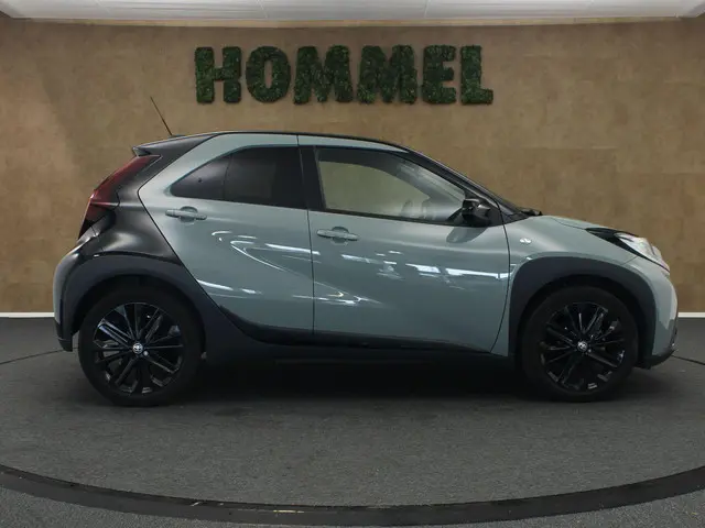 Toyota Aygo X 1.0 VVT-i MT Pulse 2024 Benzine 11