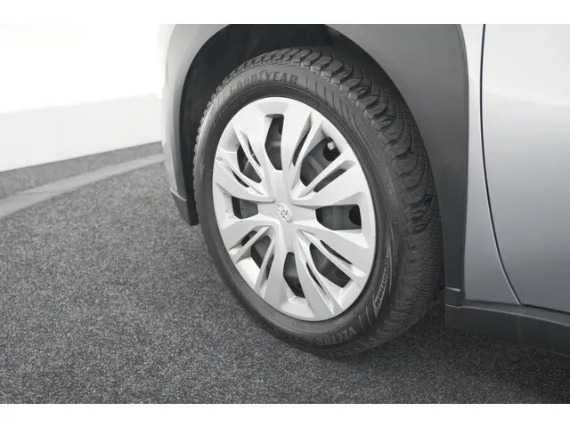 Toyota Aygo X 1.0 VVT-i MT Play 2023 Benzine 19