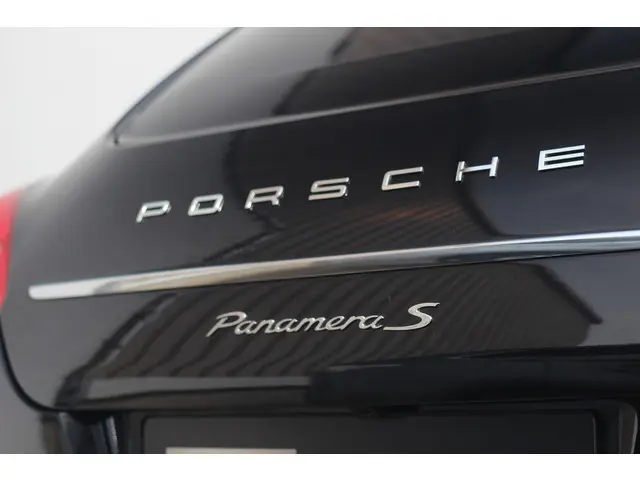 Porsche Panamera 4.8 S 2012 Benzine 47