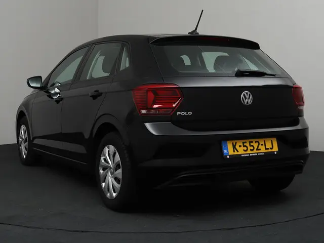 Volkswagen Polo 1.0 TSI Comfortline 2021 Benzine 23