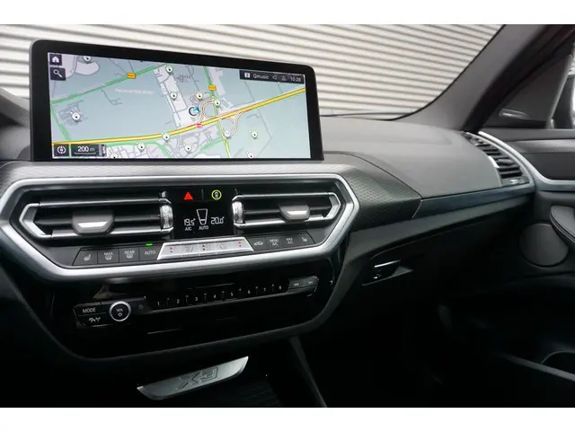 BMW X3 xDrive30e 2023 Hybride Benzine 11