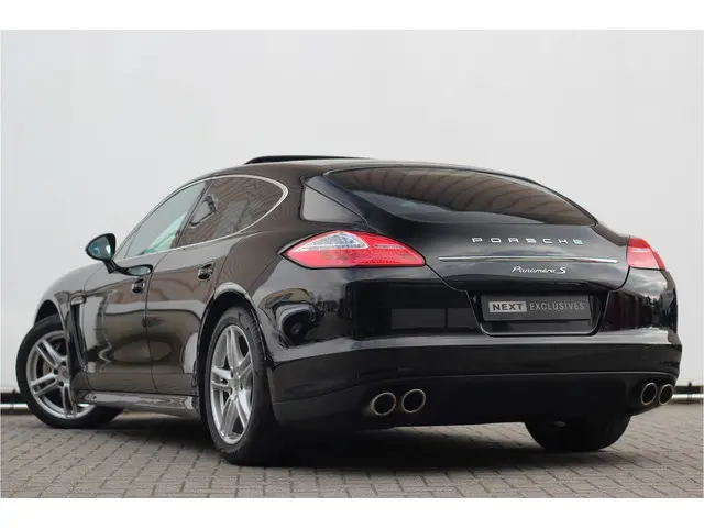 Porsche Panamera 4.8 S 2012 Benzine 9