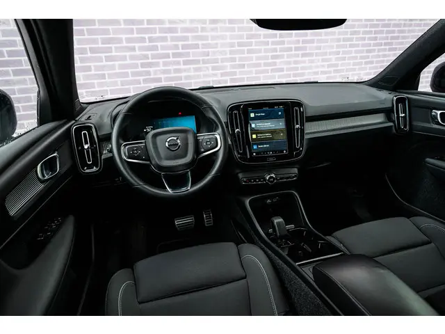 Volvo XC40 Recharge Core 2021 Elektrisch 10