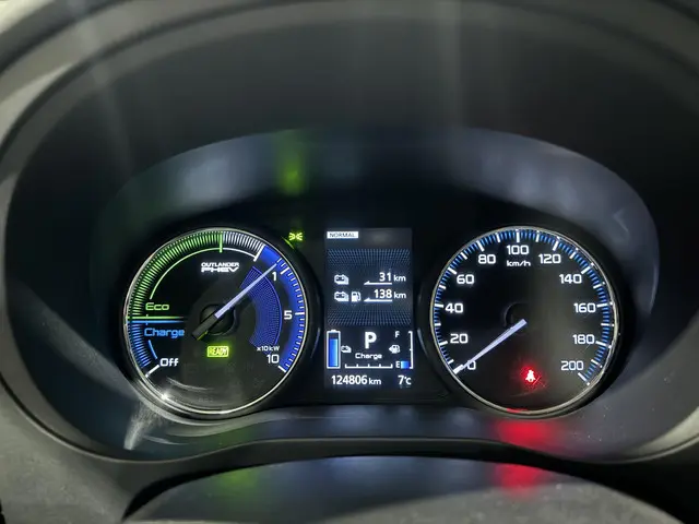 Mitsubishi Outlander 2.4 PHEV Pure 2020 Hybride Benzine 9