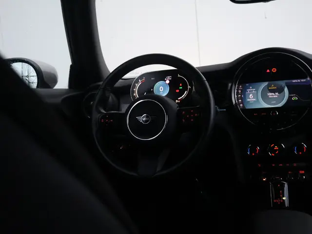 MINI Cooper Mini 1.5 Classic 2023 Benzine 19