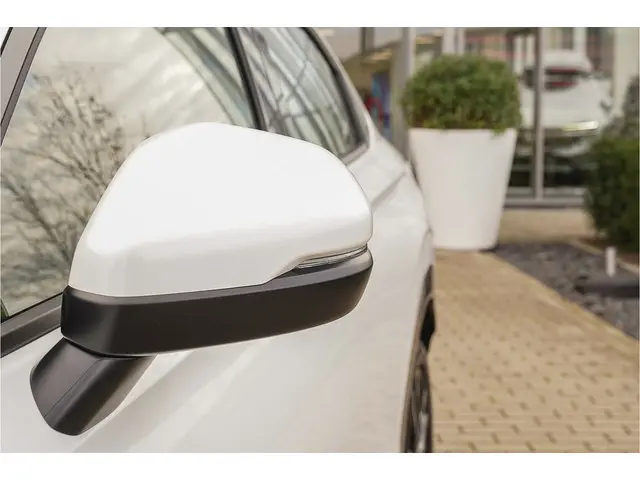 Honda HR-V 1.5i e:HEV ADVANCE 2024 Hybride Benzine 37