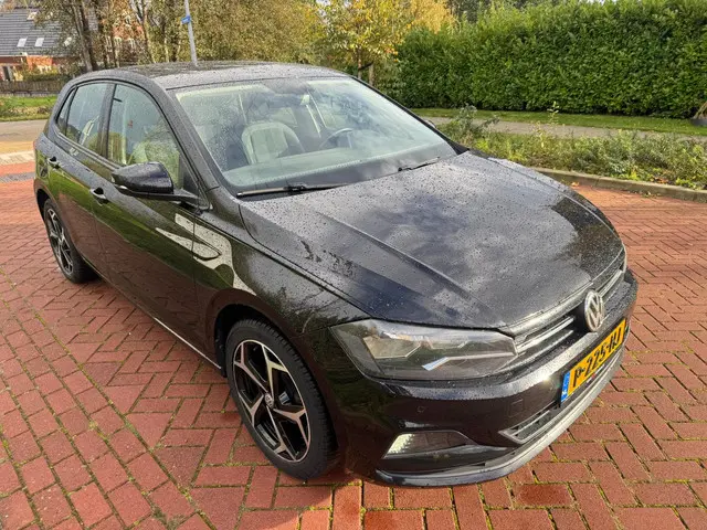 Volkswagen Polo 1.0 TSI Beats 2018 Benzine 8