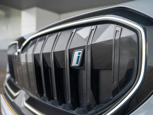 BMW i5 eDrive40 2024 Elektrisch 12