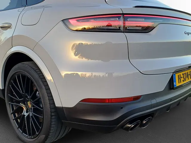 Porsche Cayenne Coupé 3.0 E-Hybrid 2020 Hybride Benzine 14