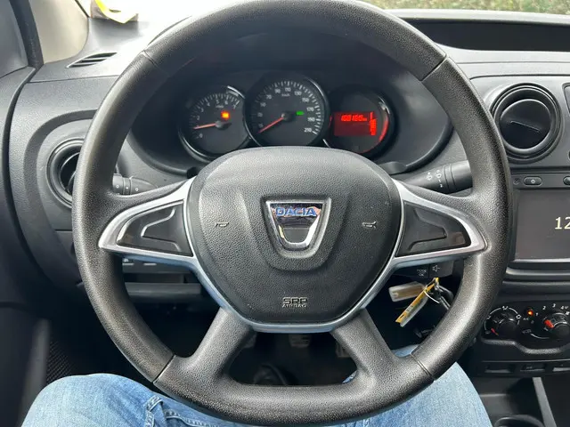 Dacia Dokker 1.5 dCi 90 Solid 2018 Diesel 12