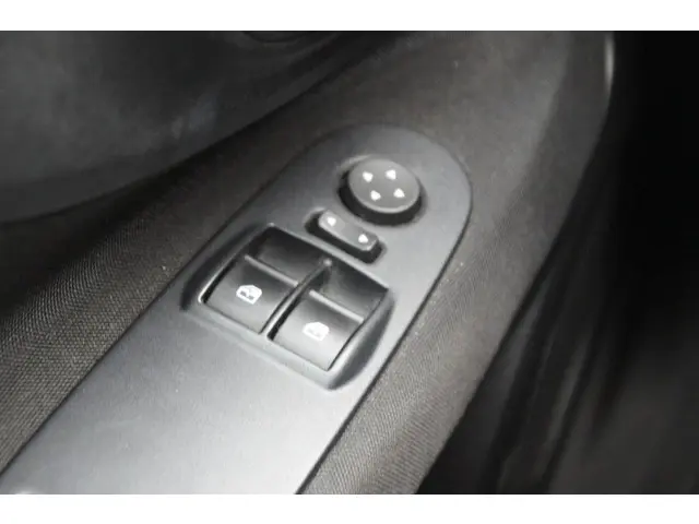 Fiat Punto Evo 1.2 Lounge 2015 Benzine 17