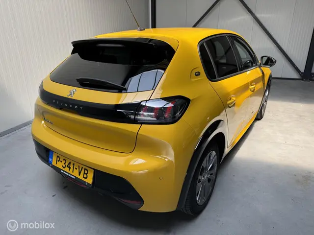 Peugeot e-208 EV 50 kWh Automaat 2022 Elektrisch 8