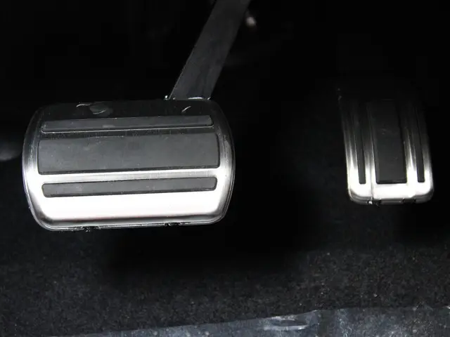 Peugeot 2008 1.2 Hybrid 145 GT 2026 Hybride Benzine 38