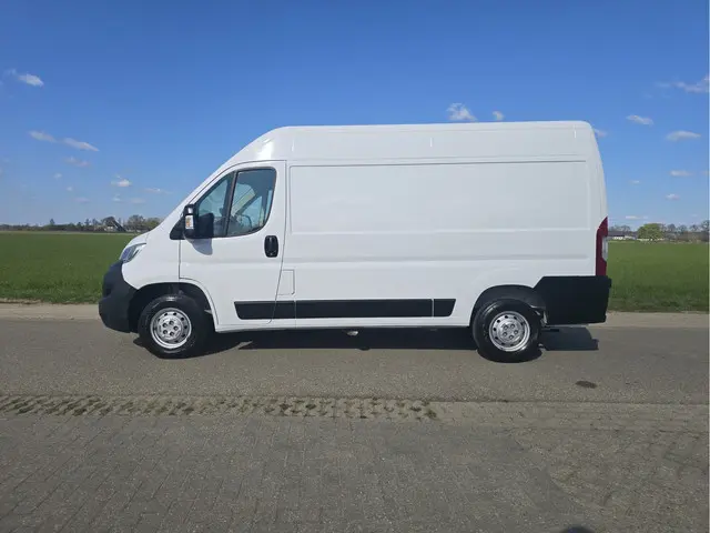 Opel Movano 2.2D 140 L2H2 3.5T 2022 Diesel 2