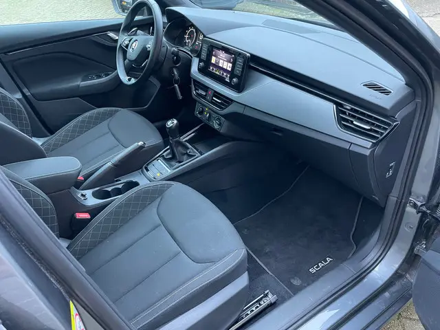 Škoda Scala 1.0 TSI Ambition 2022 Benzine 18