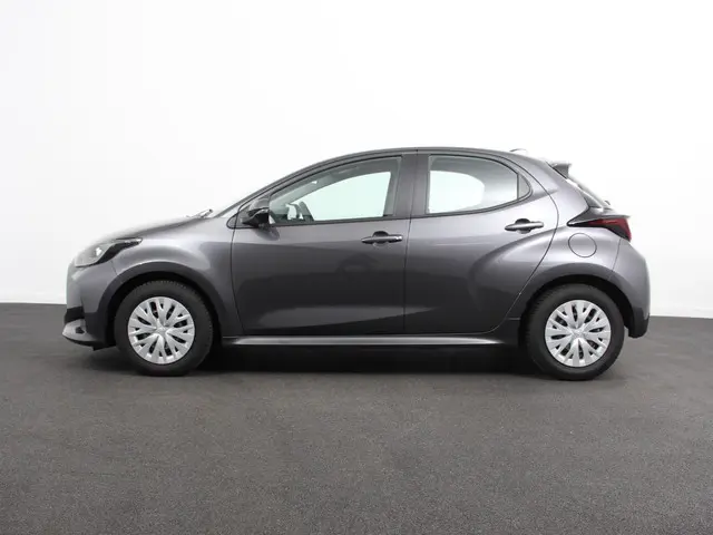 Toyota Yaris 1.5 Hybrid Comfort 2023 Hybride Benzine 8