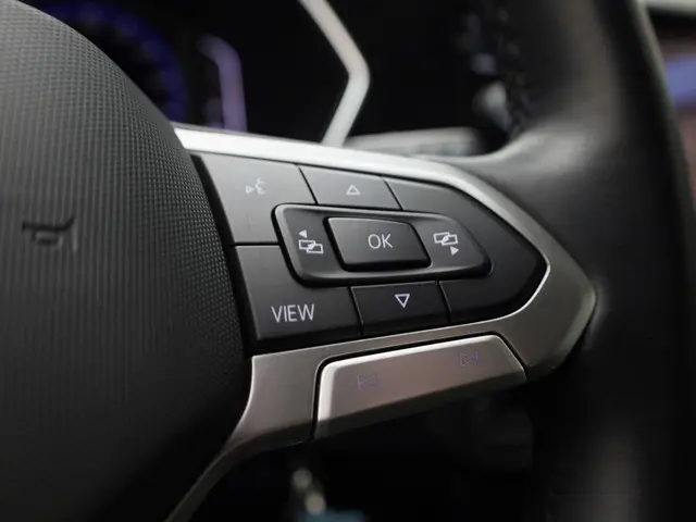 Volkswagen T-Cross 1.0TSI/110PK DSG Style R 2022 Benzine 21