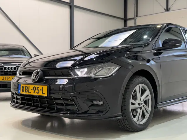 Volkswagen Polo 1.0 TSI R-Line Business 2023 Benzine 15