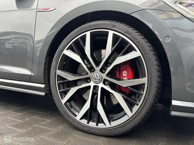 Volkswagen Golf 2.0 TSI GTI Performance 2019 Benzine 30