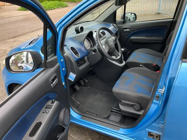 Opel Agila 1.0 Berlin Airco 53000 Km N.a.p 2014 Benzine 7