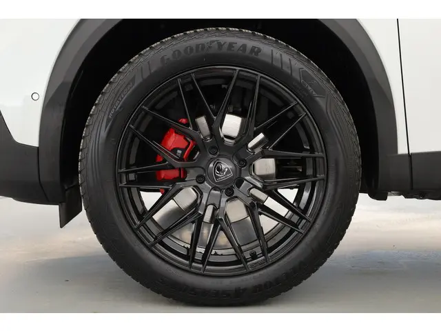 Peugeot 2008 1.2 PureTech GT Pack 2021 Benzine 32