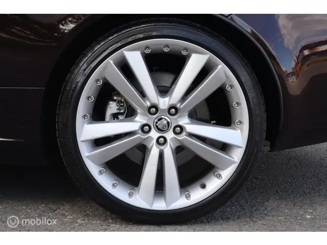Jaguar XK 5.0 V8 Coupé 2013 Benzine 22