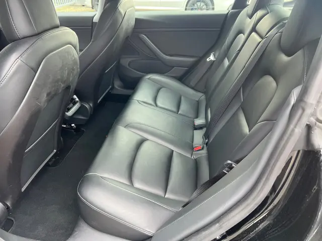 Tesla Model 3 Long Range AWD 75 kWh 2020 Elektrisch 21