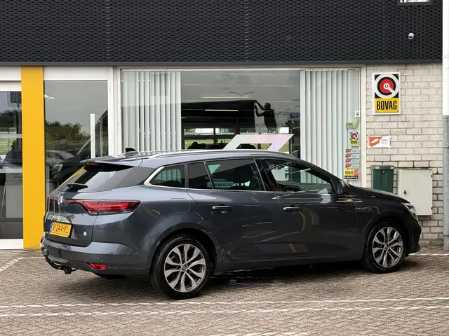 Renault Mégane Estate 1.3 TCe 140 Techno 2023 Benzine 2