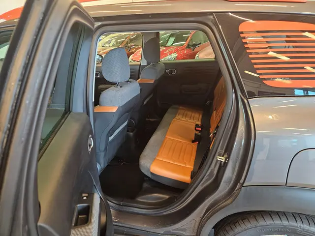 Citroën C3 Aircross 1.2 PureTech S&S Shine 2019 Benzine 10