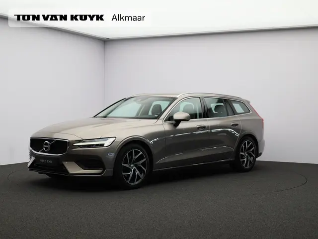 Volvo V60 2.0 T4 Momentum Pro 2020 Benzine