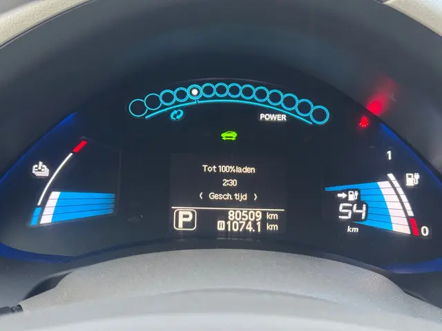 Nissan Leaf Base 24 kWh uit 2013 2013 Elektrisch 16