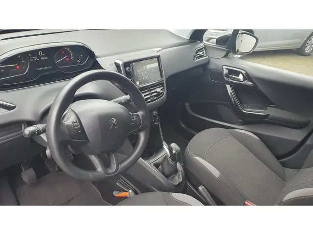Peugeot 208 1.2 PureTech Blue Lion 2016 Benzine 5