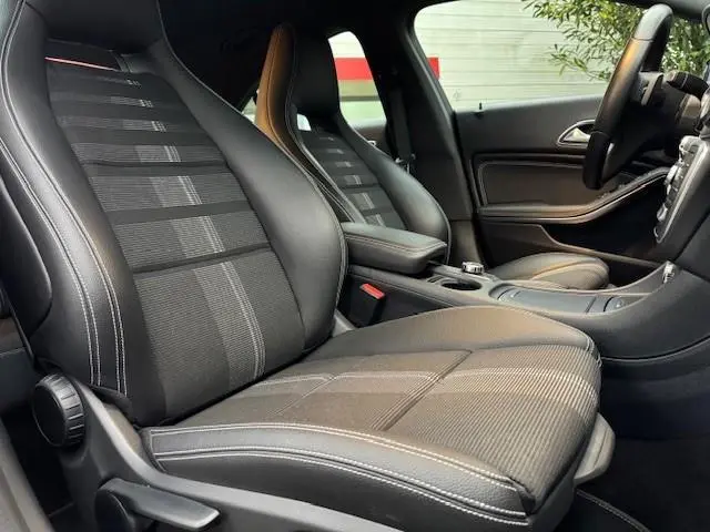 Mercedes-Benz CLA 180/AUTOMAAT/NAV/XEN/LED/HLEER 2017 Benzine 14