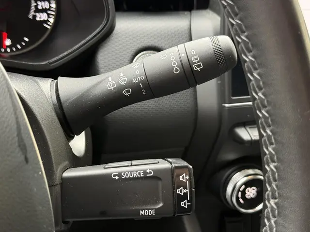 Renault Clio 1.0 TCe Zen Comfort 2021 Benzine 13