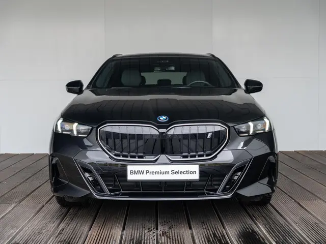 BMW i5 Touring eDrive40 2025 Elektrisch 3