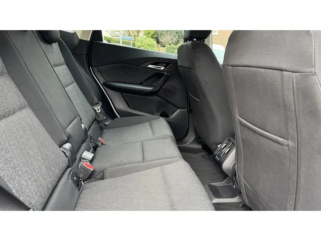 BMW iX1 xDrive30 Launch Edition 67 kWh 2023 Elektrisch 16