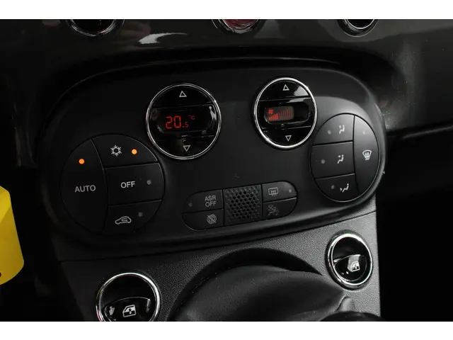 Fiat 500C 1.2 Lounge 2020 Benzine 16
