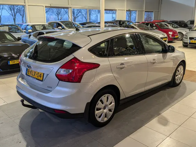 Ford Focus 1.0 EcoBoost Trend 2013 Benzine 4