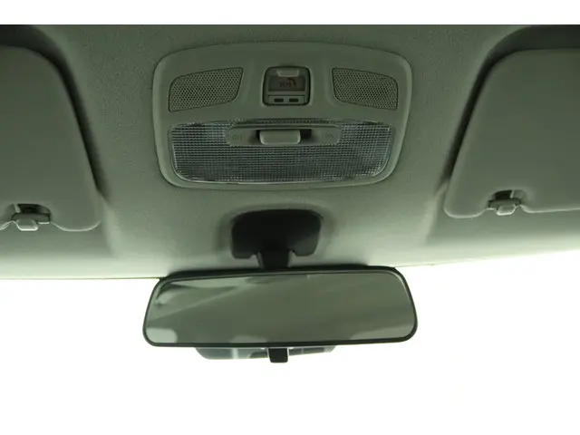 Suzuki Swift 1.2 Select Smart Hybrid 2025 Benzine 31