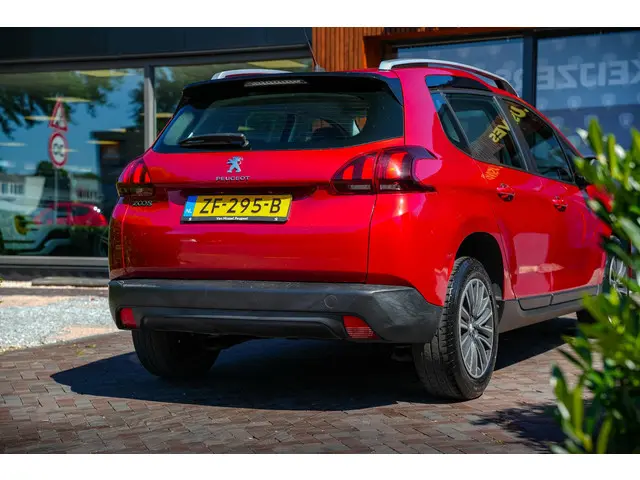 Peugeot 2008 1.2 PureTech Active 2019 Benzine 11