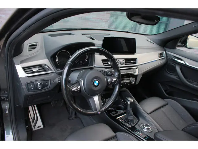 BMW X2 XDrive25e High Executive 2020 Hybride Benzine 11