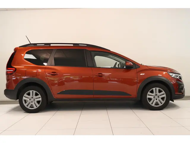 Dacia Jogger 1.0 TCe Comfort 5p. 2022 Benzine 15