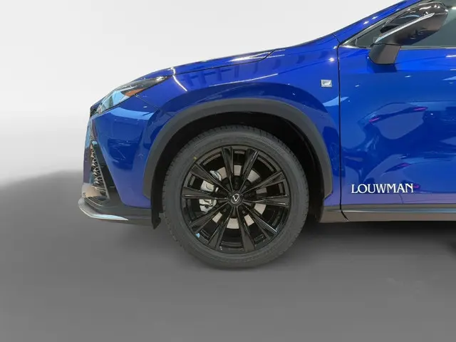 Lexus NX 450h+ AWD F SPORT Line 2025 Hybride Benzine 39