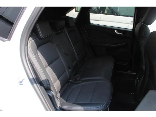 Ford Kuga 2.5 PHEV ST-Line X 2023 Hybride Benzine 24