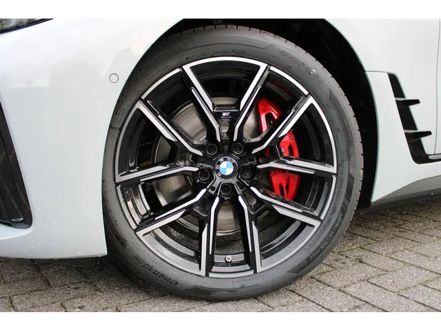 BMW i4 eDrive40 M Sport 2025 Elektrisch 5
