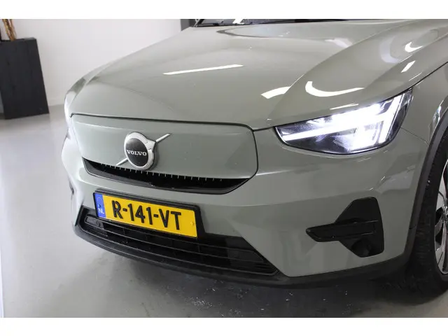 Volvo XC40 Recharge Plus 70 kWh 2022 Elektrisch 19