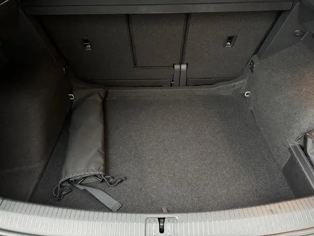 Volkswagen Tiguan 1.5 TSI ACT Comfortline 2019 Benzine 25